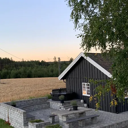 Holiday home In - Rural Charm And Close To Downtown Orje